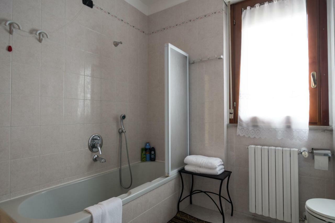 Cozy Penthouse Villa San Donato Milanese Bagian luar foto
