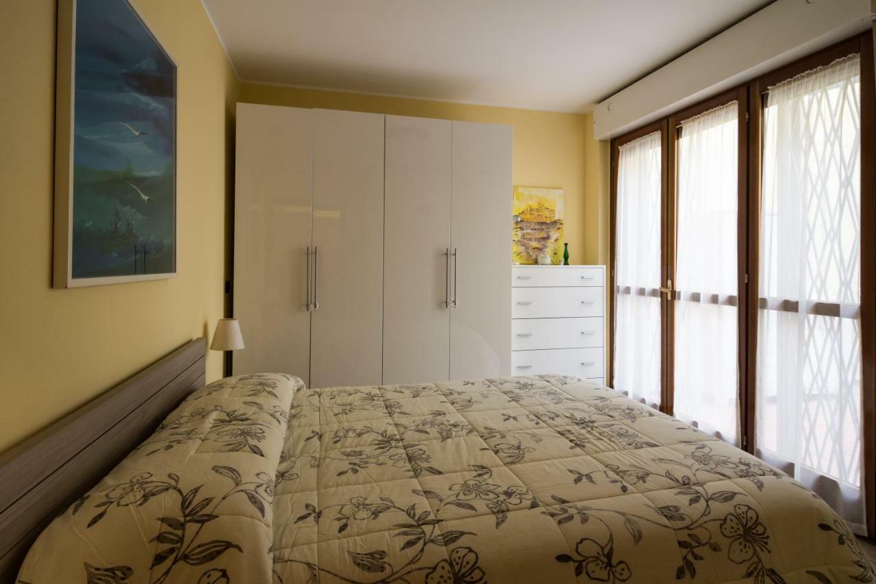 Cozy Penthouse Villa San Donato Milanese Bagian luar foto